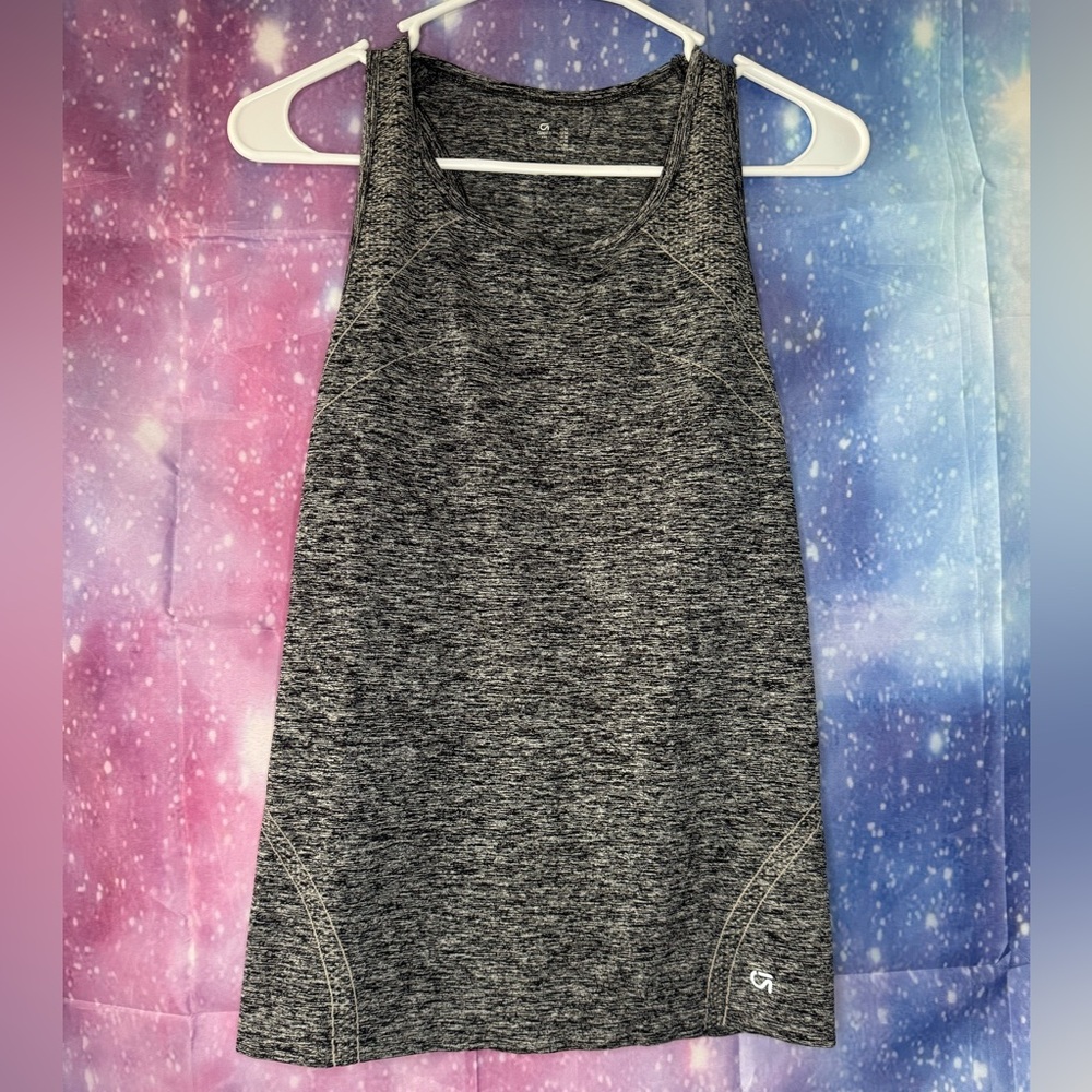 Gap fit gray tank top 🛍